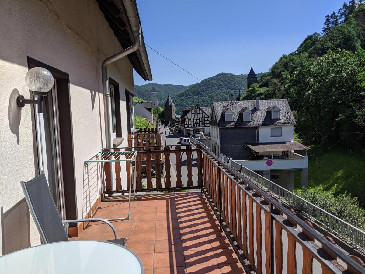 Hotel Pension Winzerhaus Bacharach Exterior photo